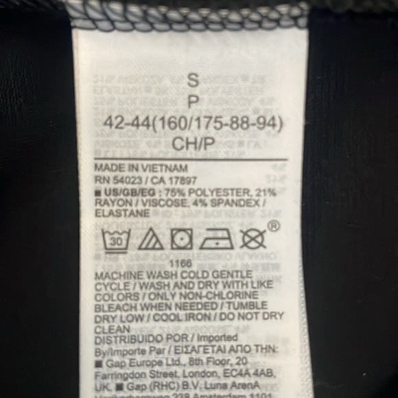 NWOT Gap black leggings - Picture 6 of 6